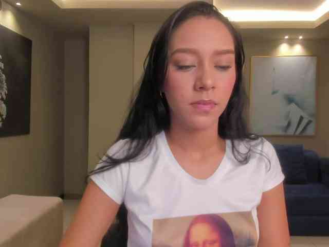 AmaliaCruss webcam