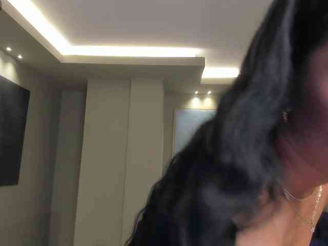 AmaliaCruss webcam