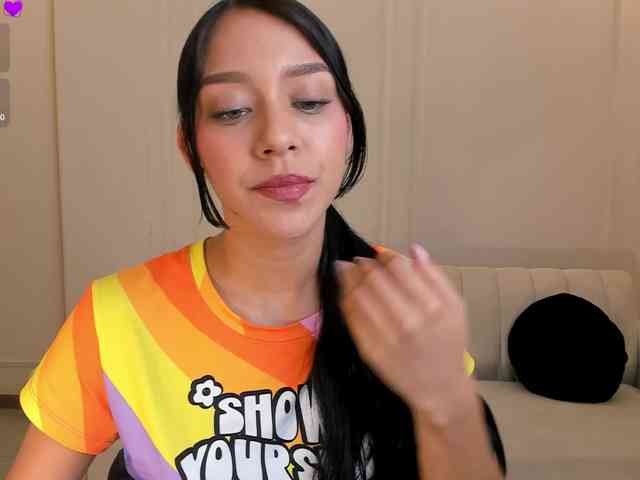AmaliaCruss webcam