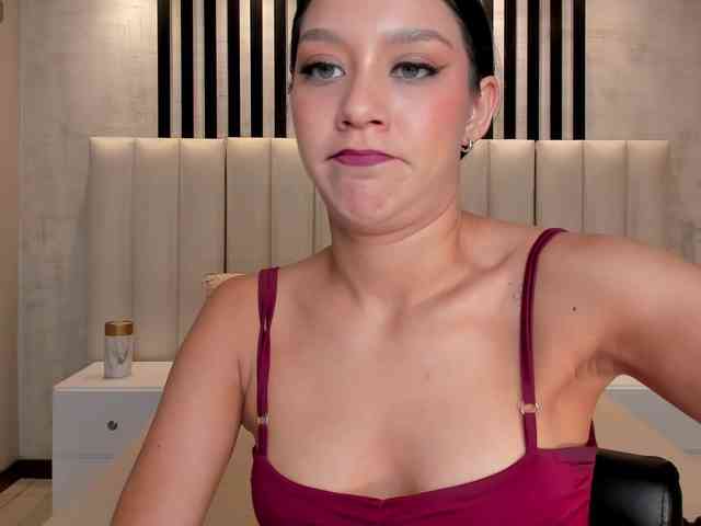 AmaliaCruss webcam