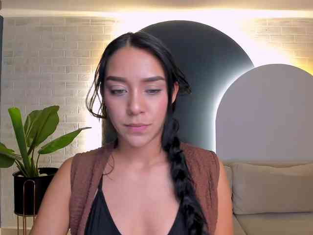 AmaliaCruss webcam