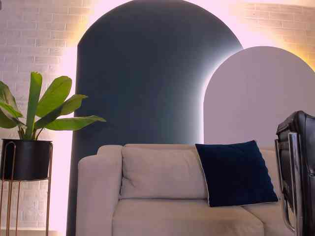 AmaliaCruss webcam