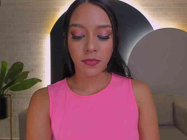 AmaliaCruss webcam