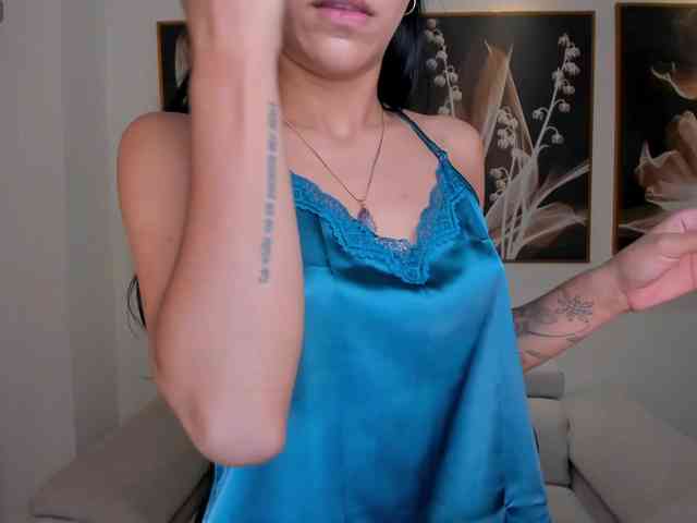 AmaliaCruss webcam