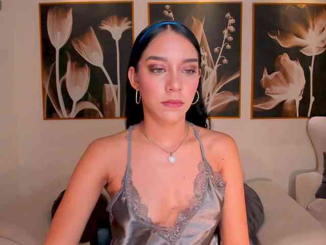 AmaliaCruss webcam
