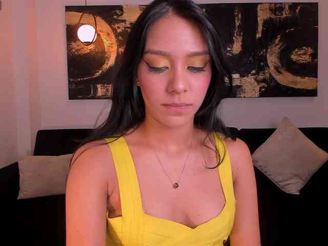 AmaliaCruss webcam