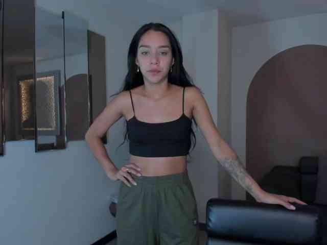 AmaliaCruss webcam