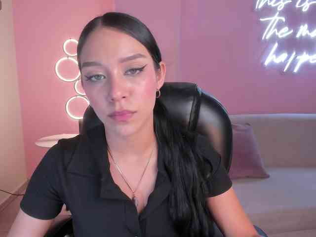 AmaliaCruss webcam
