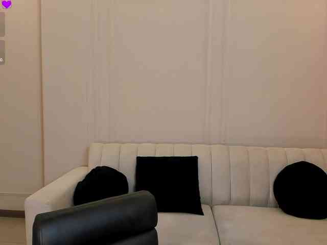 AmaliaCruss webcam