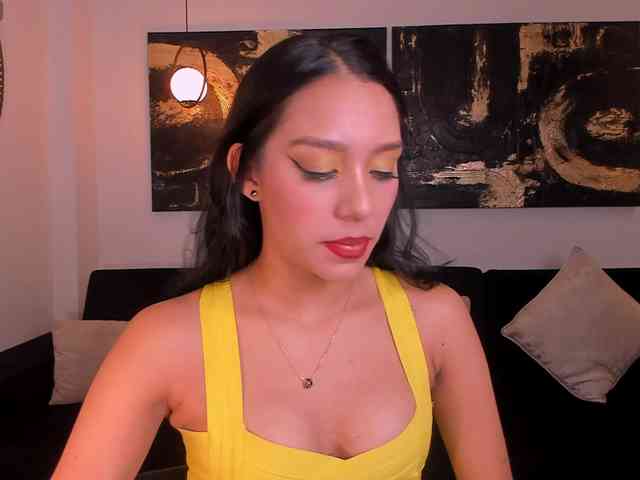 AmaliaCruss webcam