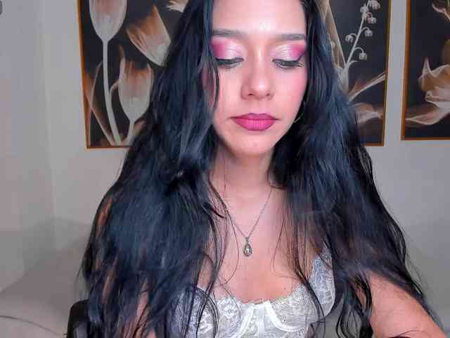 AmaliaCruss webcam
