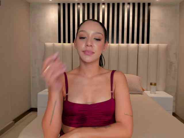 AmaliaCruss webcam