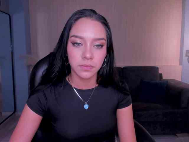 AmaliaCruss webcam