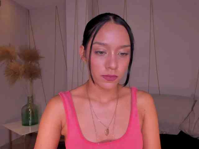 AmaliaCruss webcam