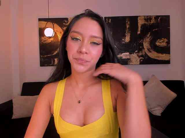 AmaliaCruss webcam