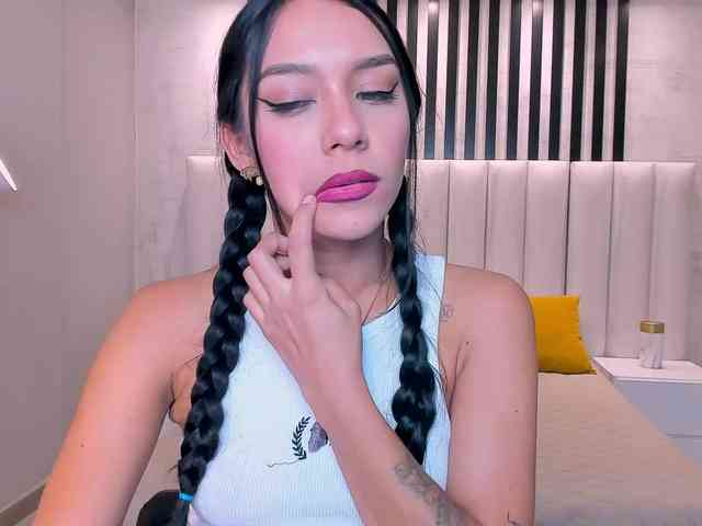 AmaliaCruss webcam