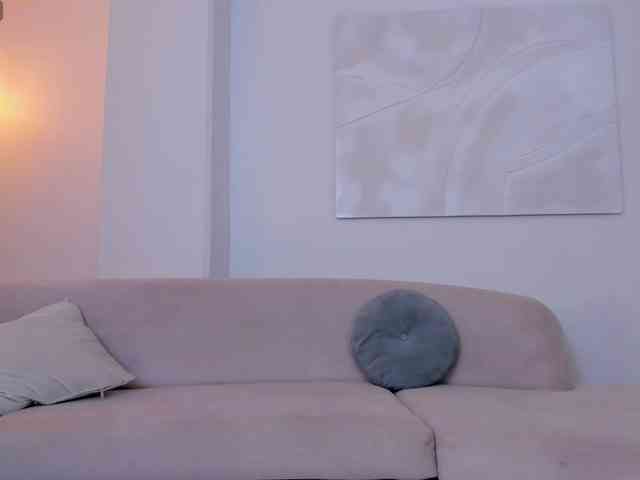 AmaliaCruss webcam