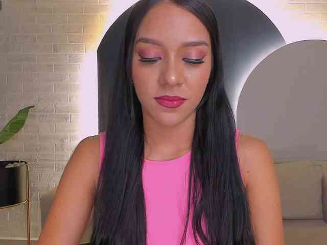 AmaliaCruss webcam