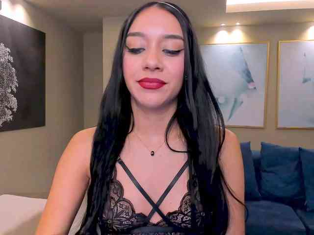 AmaliaCruss webcam