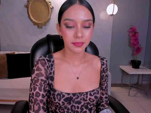 AmaliaCruss webcam