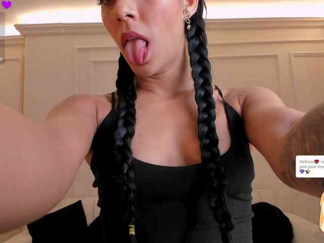 AmaliaCruss webcam