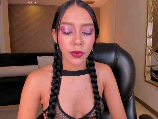 AmaliaCruss webcam