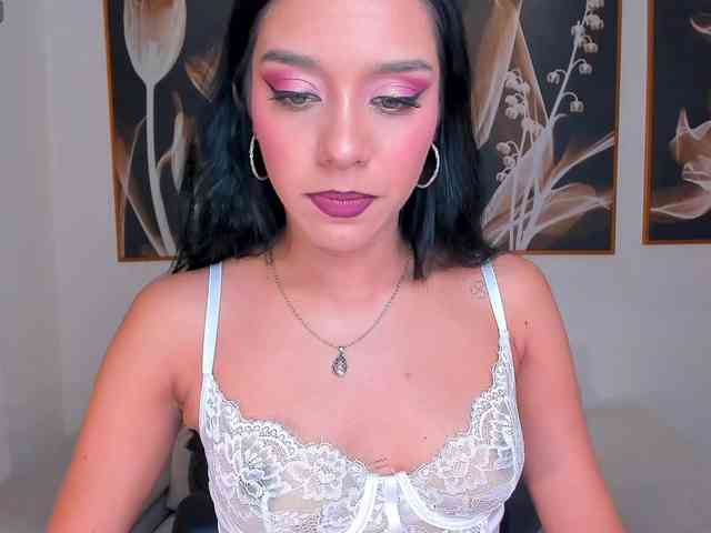 AmaliaCruss webcam