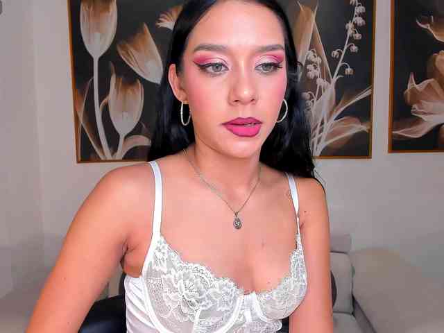 AmaliaCruss webcam