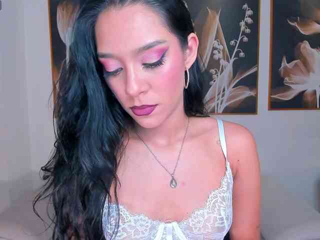 AmaliaCruss webcam