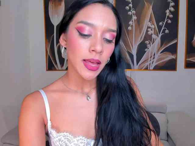AmaliaCruss webcam