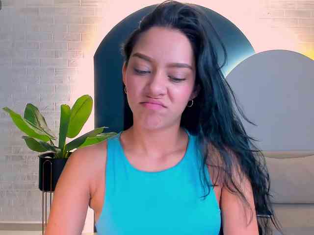 AmaliaCruss webcam