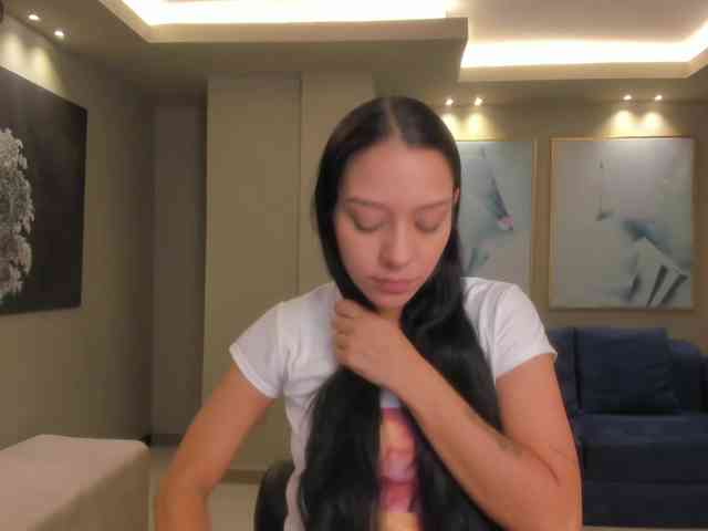 AmaliaCruss webcam