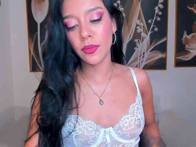 AmaliaCruss webcam