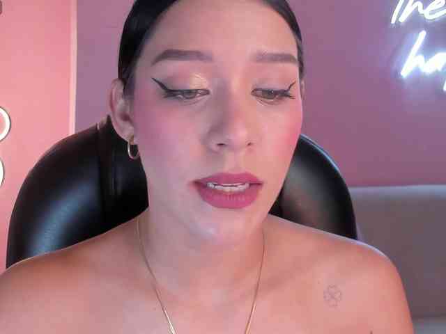 AmaliaCruss AmaliaCruss