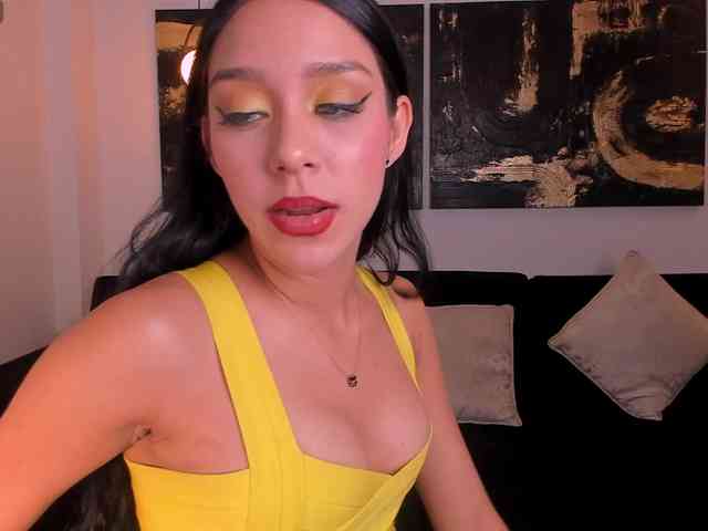 AmaliaCruss webcam