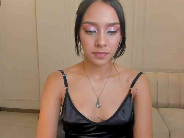 AmaliaCruss webcam