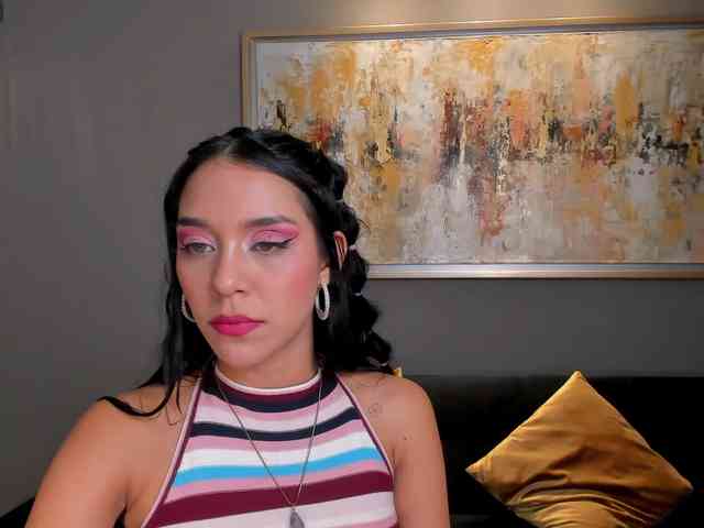 AmaliaCruss webcam