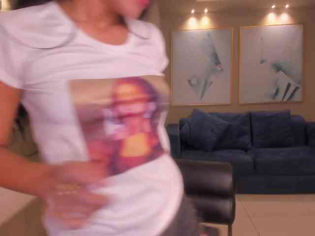AmaliaCruss webcam