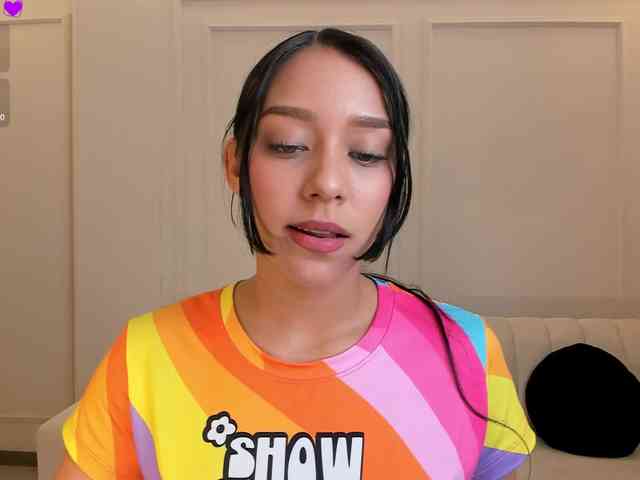 AmaliaCruss webcam