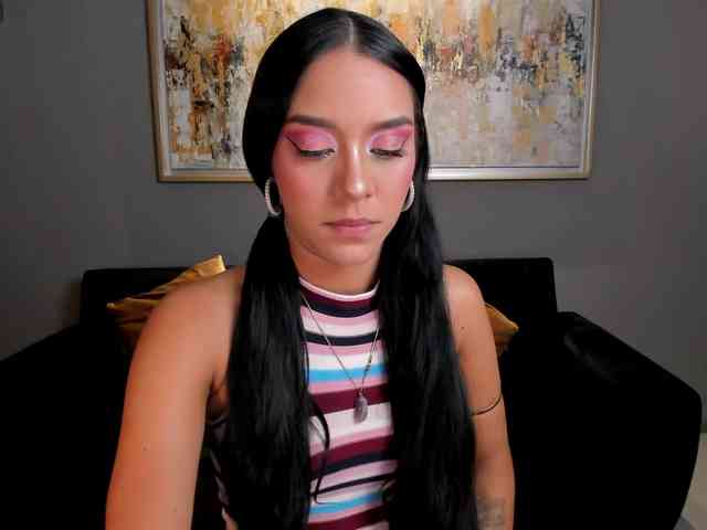 AmaliaCruss webcam