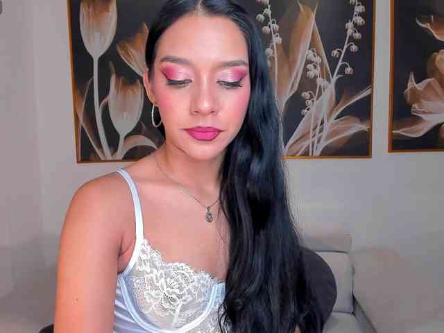 AmaliaCruss webcam