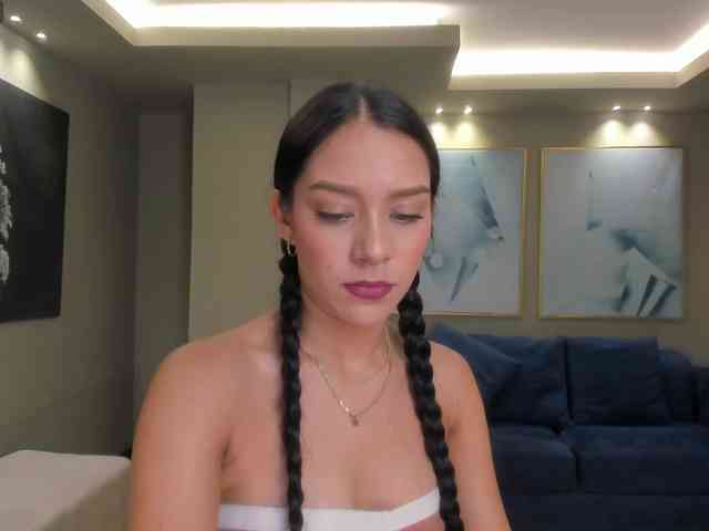 AmaliaCruss webcam