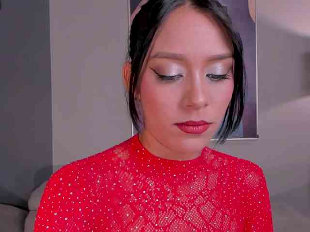 AmaliaCruss webcam
