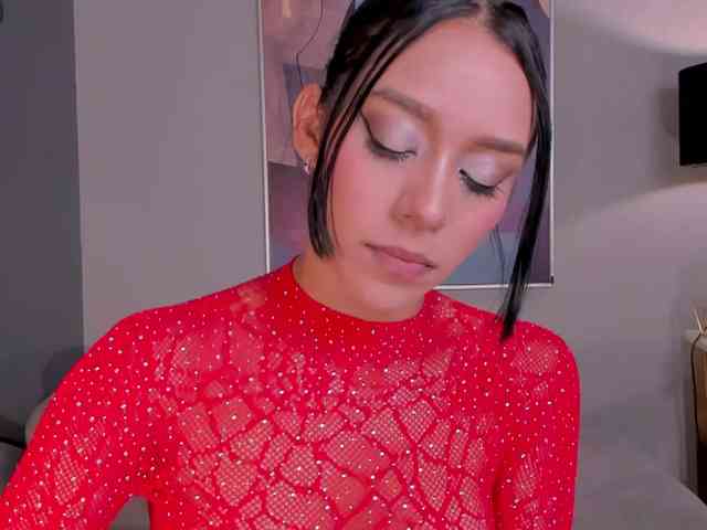 AmaliaCruss webcam