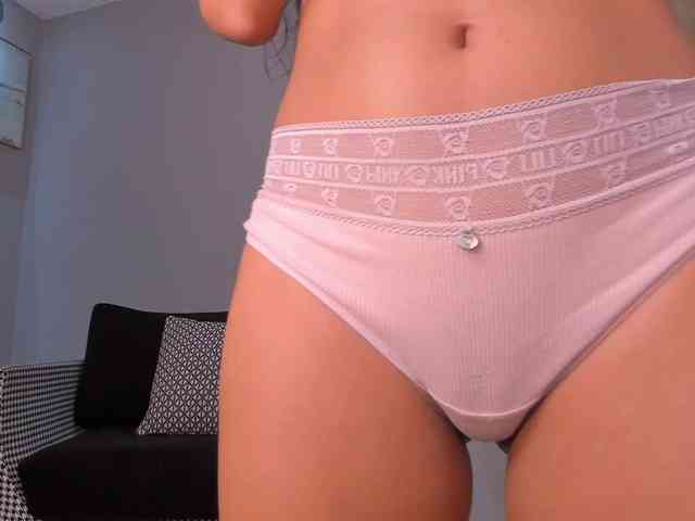 AmaliaCruss webcam