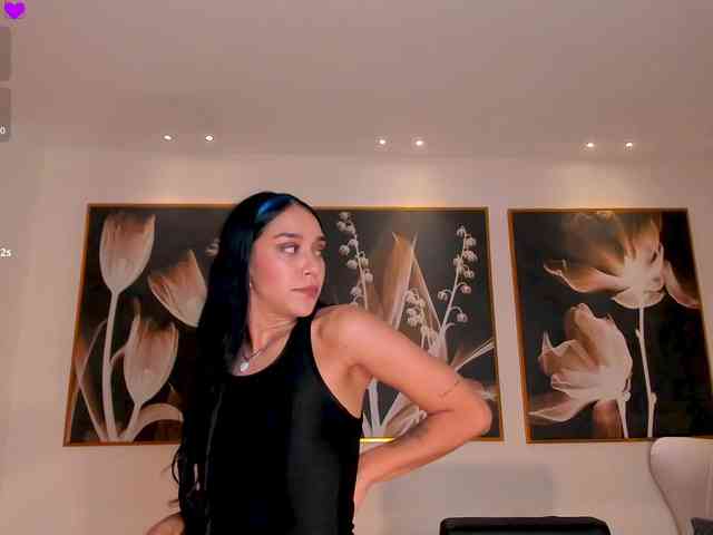 AmaliaCruss webcam