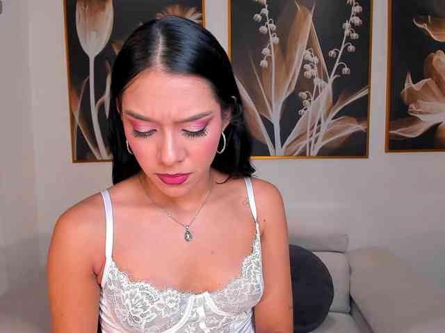 AmaliaCruss webcam