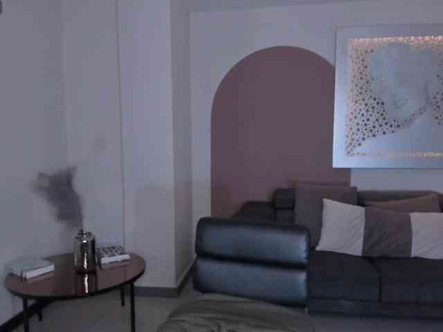 AmaliaCruss webcam