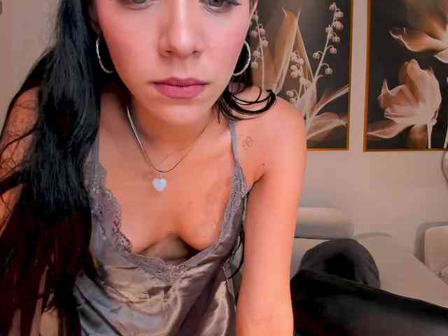 AmaliaCruss webcam