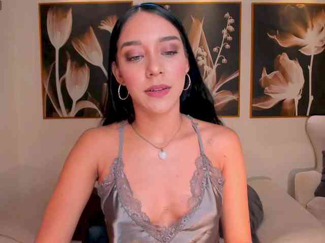 AmaliaCruss webcam